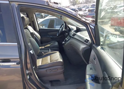 2011 Honda Odyssey Ex-L z USA, uszkodzony, nr VIN 5FNRL5H60BB007930